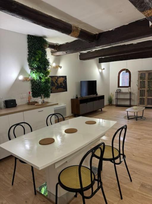 Appartement T2 Cosy Centre-Ville Pernes-les-Fontaines Ngoại thất bức ảnh