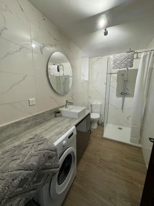 Appartement T2 Cosy Centre-Ville Pernes-les-Fontaines Ngoại thất bức ảnh